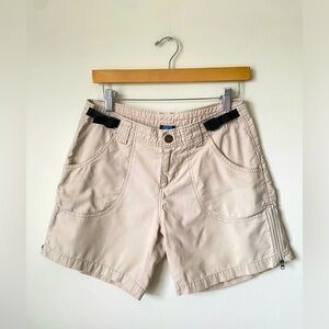 Women’s Kuhl Khaki Hiking Shorts With Adjustable Waist Straps Size Small